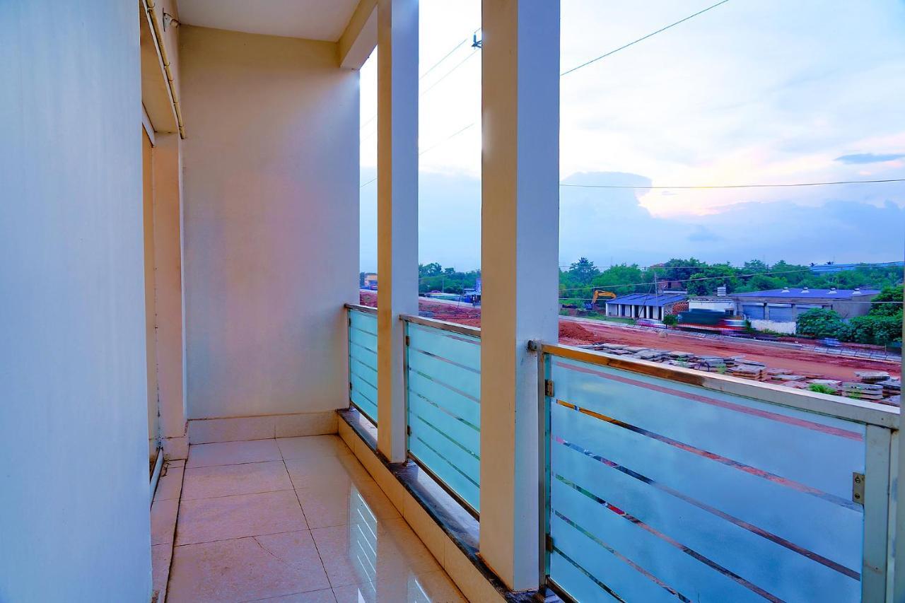 Fabhotel Kanchan Plaza Bhubaneswar Exterior photo